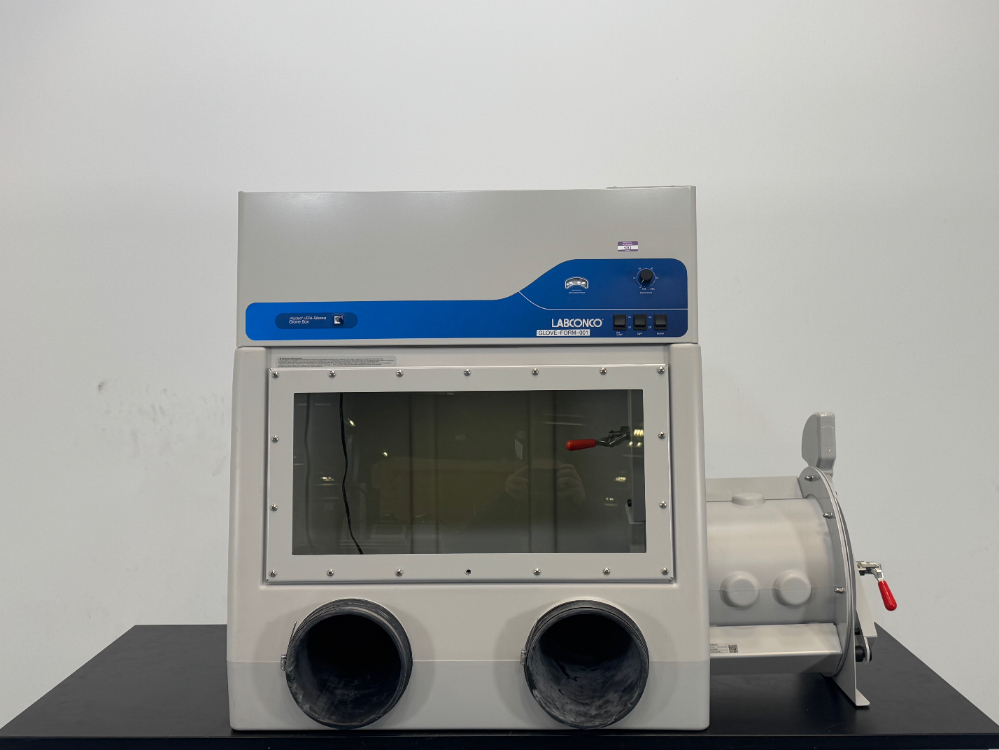 Image of Labconco HEPA-Filtered Glove Box